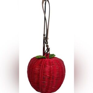 KATE SPADE PACK A PICNIC WICKER APPLE WRISTLET